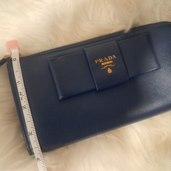 Prada long body blue bow walllet.  EUC. - Picture 10 of 11